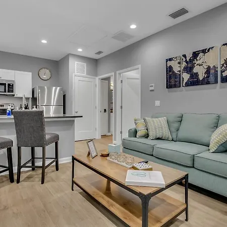 Ferienwohnung New 1/1 :Loft Minutes From Heart Of Tampa -Unit C